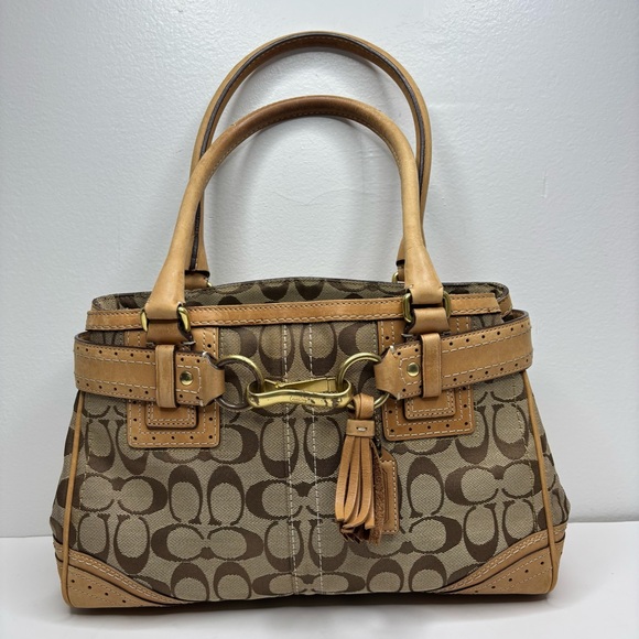 Coach Chelsea Optic Signature Handbag - Picture 1 of 12